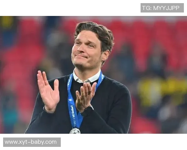 英超球迷热议：曼联新任主帅将如何带领球队重返巅峰？